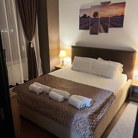 Zenstay Summerland Mamaia Exteriör bild